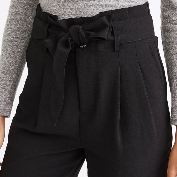 Madewell Black Pleated Paperbag Cropped Pants in Size 0 - Picture 4 of 12